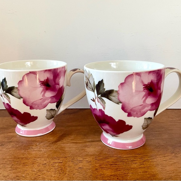 The English Mug Co Fine China 12 Oz Coffee Tea Footed Set Of 2 Mugs - Picture 3 of 6